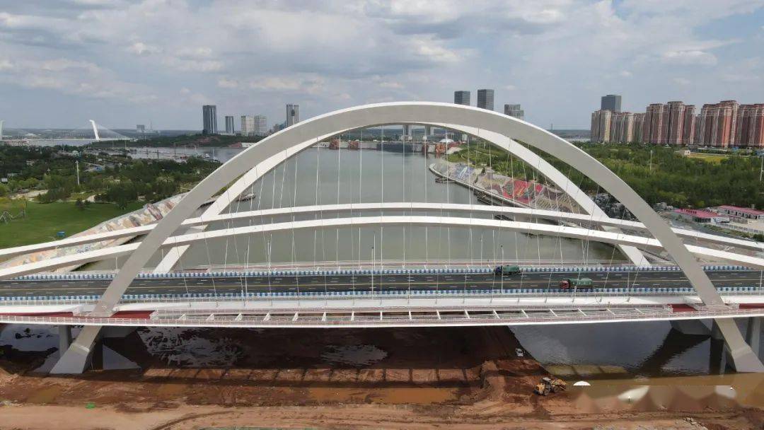 通知康巴什乌兰木伦河3号桥明日通车