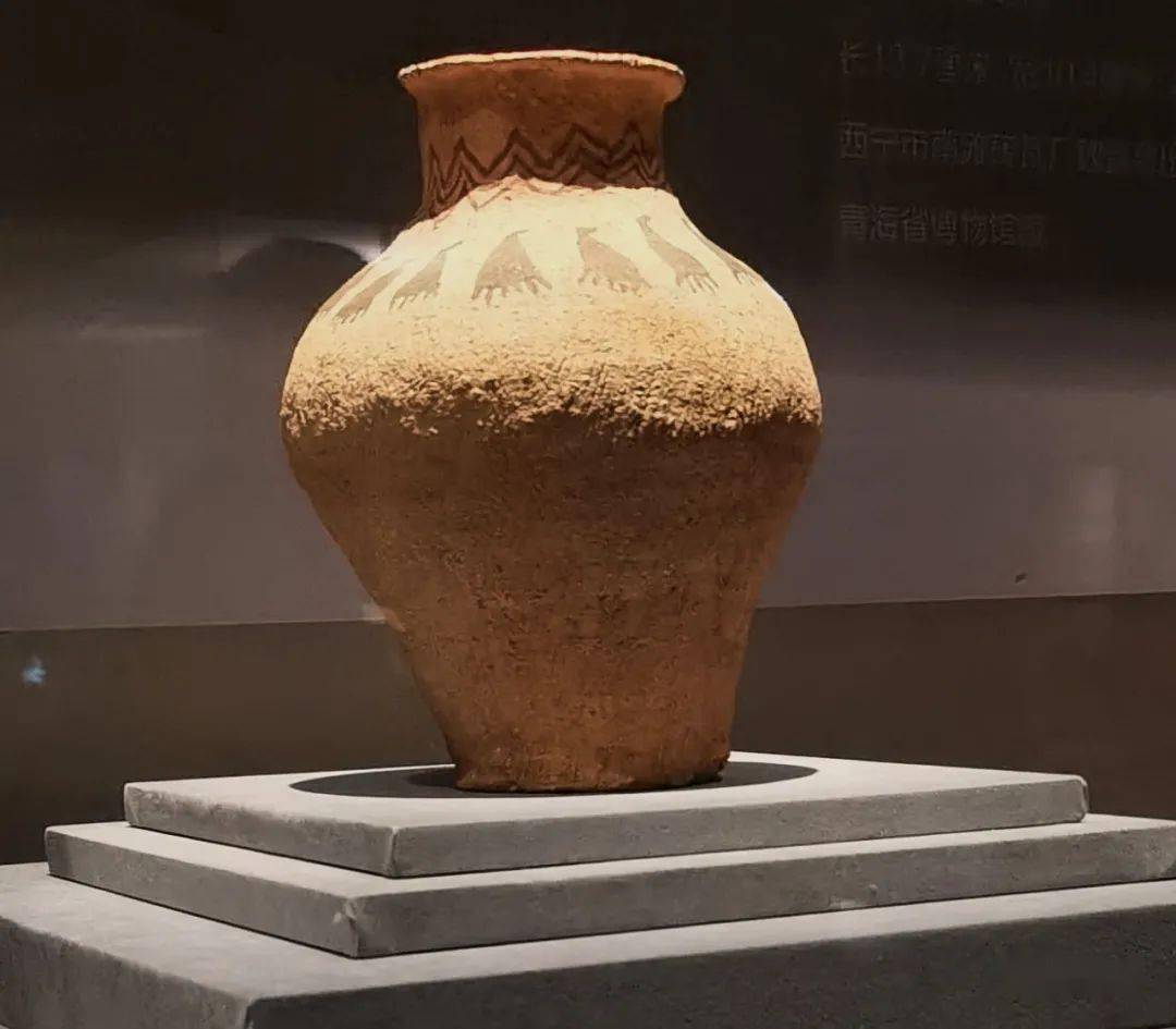 百程盛爱颐分享黄河珍宝沿黄河九省文物精品联展专辑之一