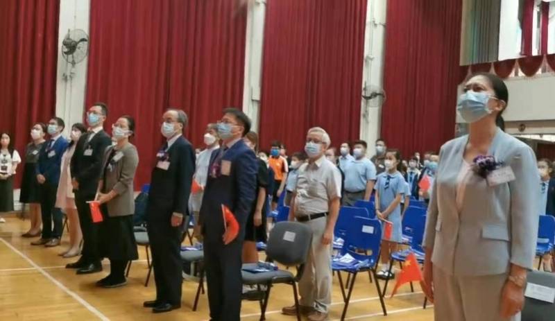 科普|“嫦娥女神”张熇被香港中学生追着要签名 她推荐了科普书目