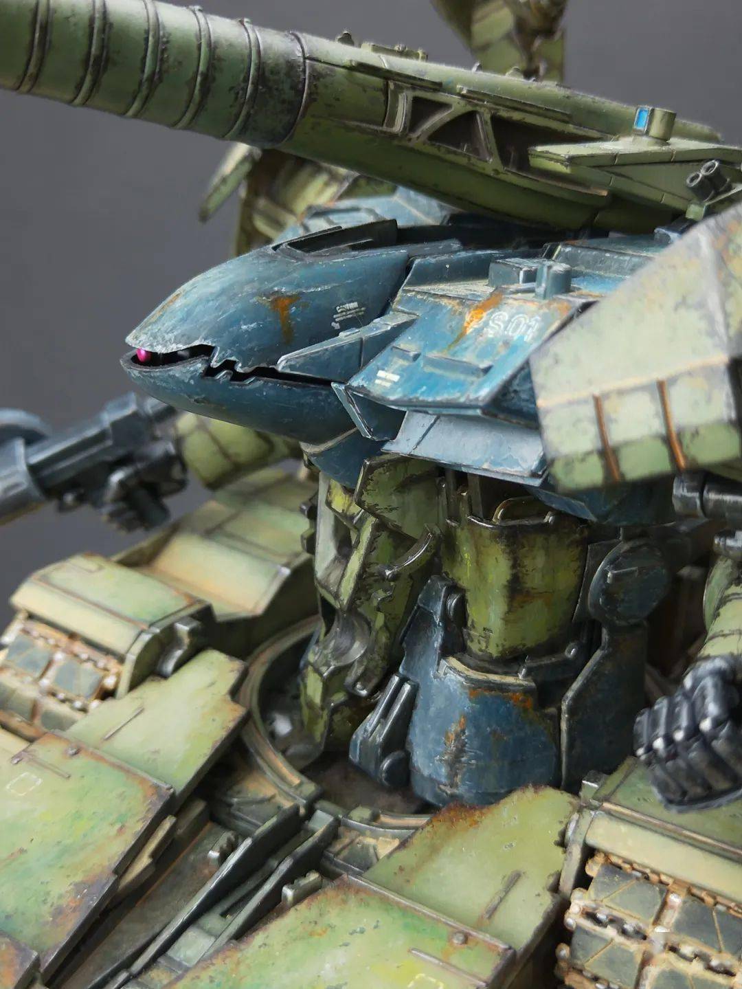 吉翁的末日狼嚎ymt-05_斗狼