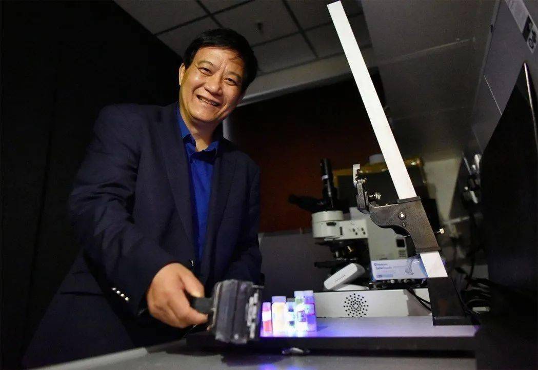 唐本忠院士:37岁当上助理教授,53岁当选院士,科学之光照亮人生路!_插