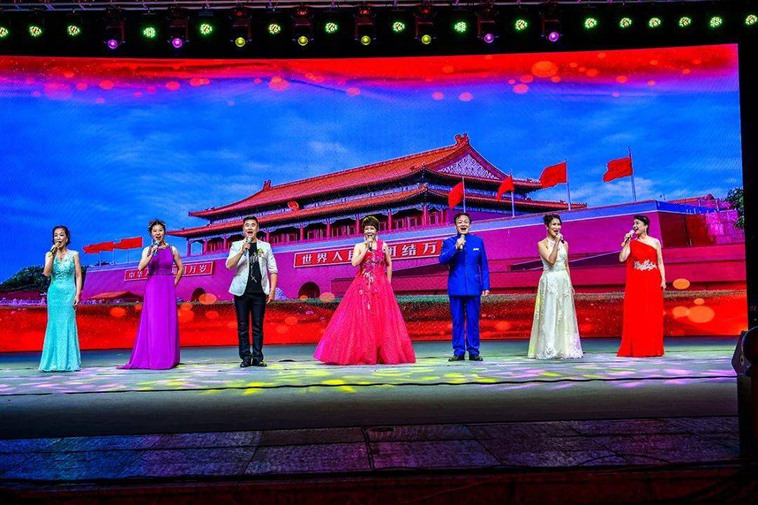 再唱山歌给党听歌曲合唱曲谱_再唱山歌给你听简谱(2)