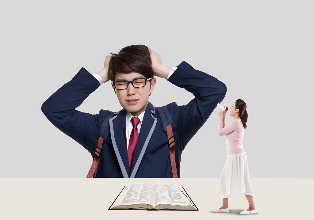 孩子放暑假愁坏老母亲不是你一个人觉得青春期孩子难带