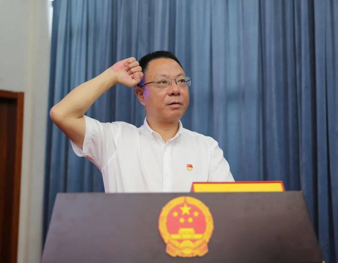 快讯高双成任连江代理县长