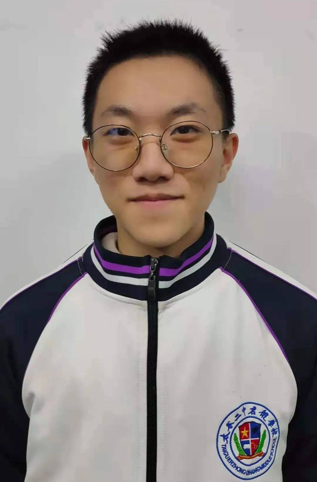 启航中学复读班教师优秀负责任一年提高165分轻轻松松上一本