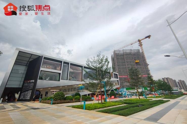 目前已有合景誉山国际,佳兆业悦峰等一票新盘入驻,是近年来增城新兴的