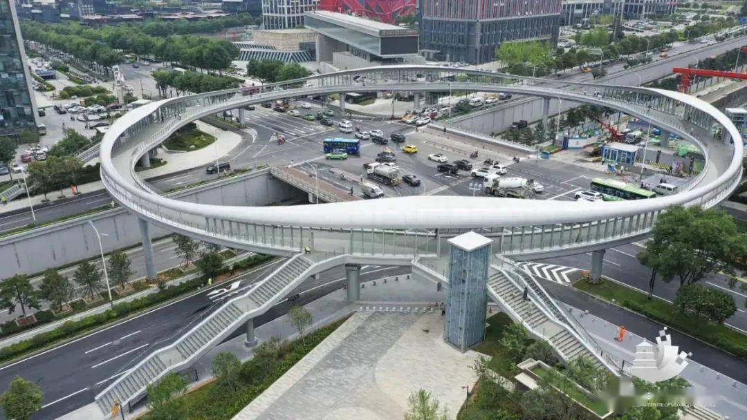 高颜值!西安最美环形天桥惊艳亮相