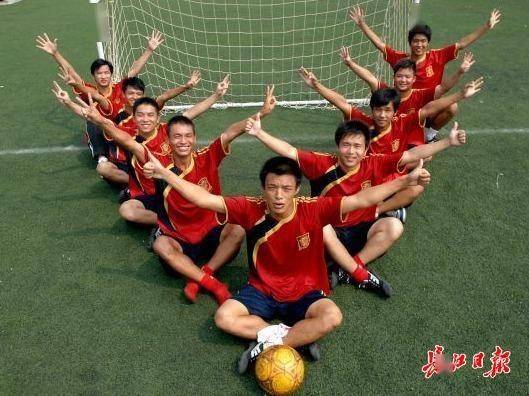 连续27年,晚报杯如约而来