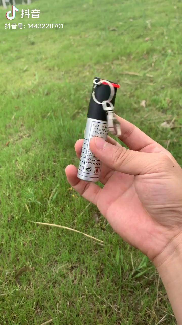 防狼防身辣椒水喷雾防狼喷雾防狼神器女子防身术