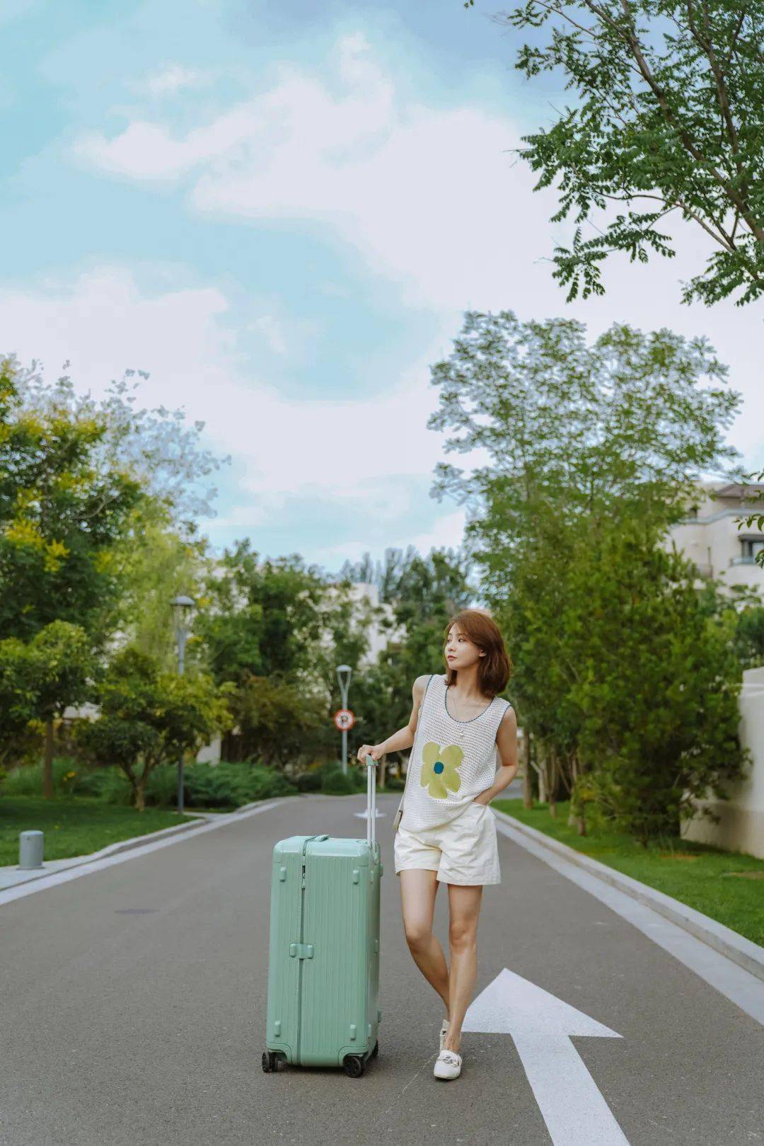 品牌|近期穿搭 | 专心游玩的夏日远行