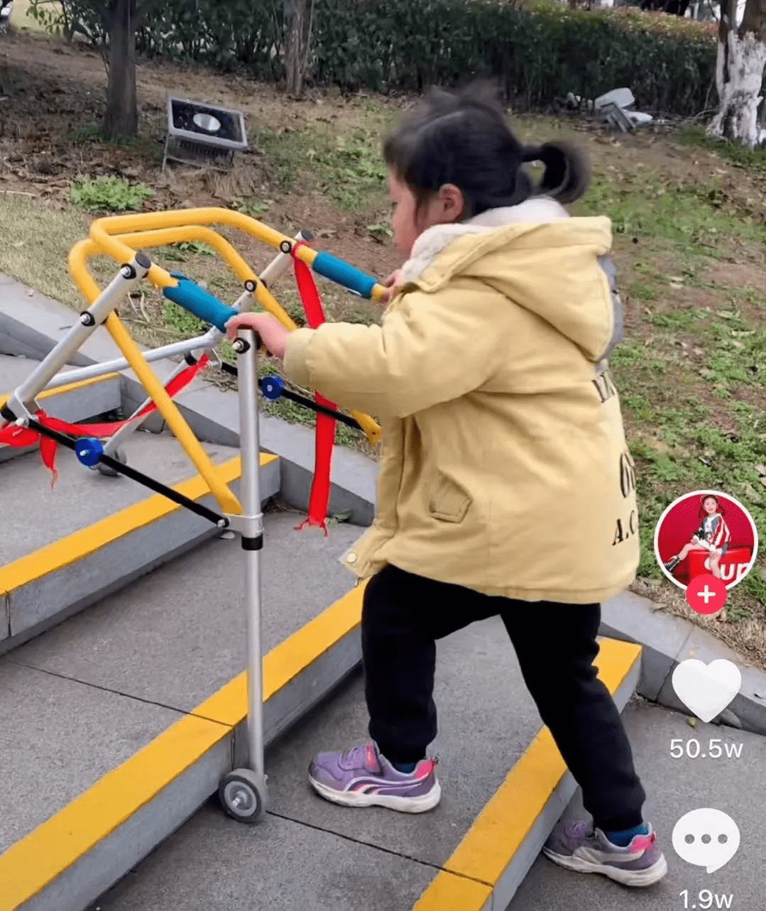 过程|6岁女童因练舞脊髓损伤，被判定终生坐轮椅，如今她跑起来了