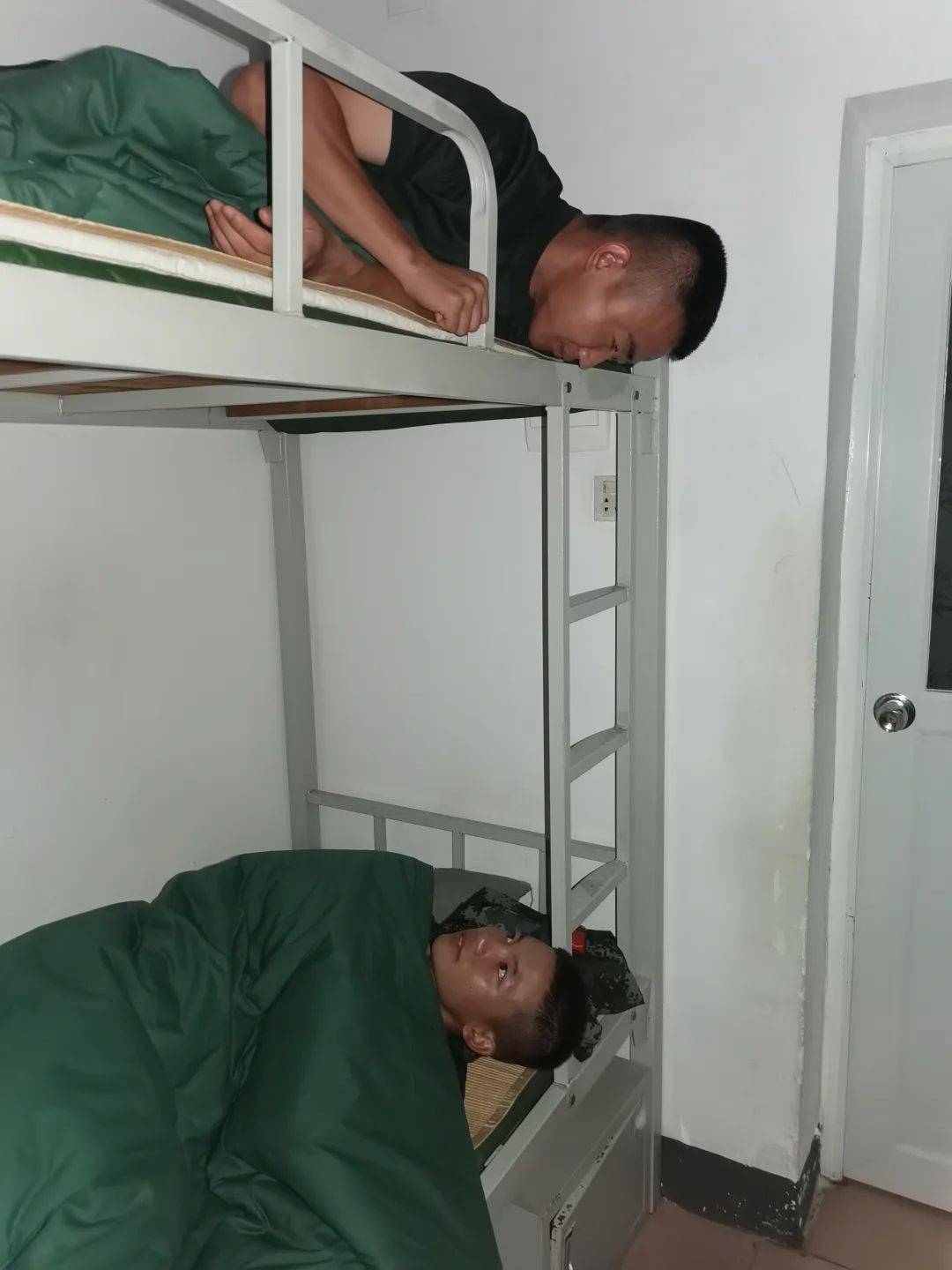 一床军被的内心独白