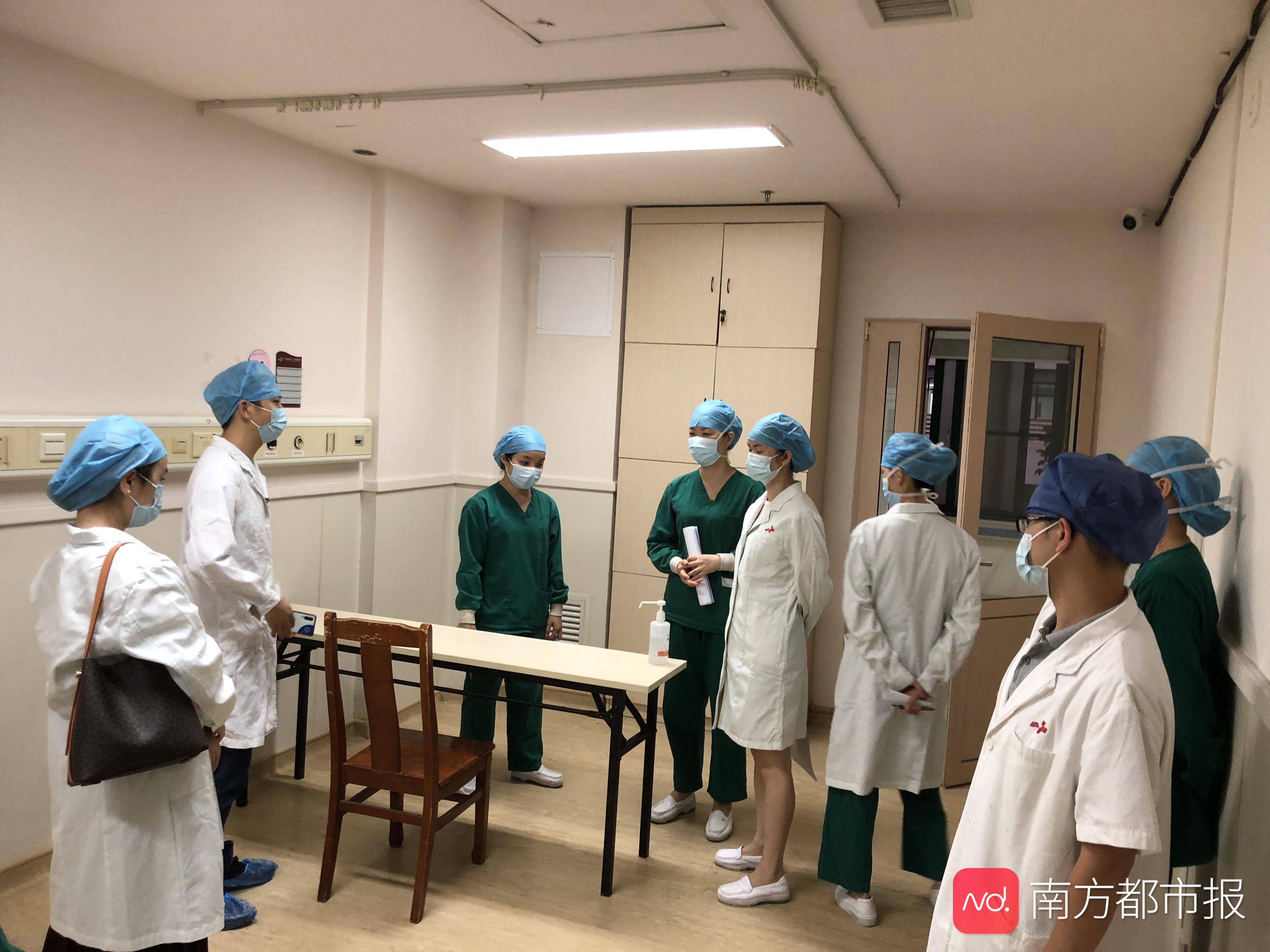 市八医护代表:没能陪女儿中考冲刺,我在隔离区当高考监考员_考场