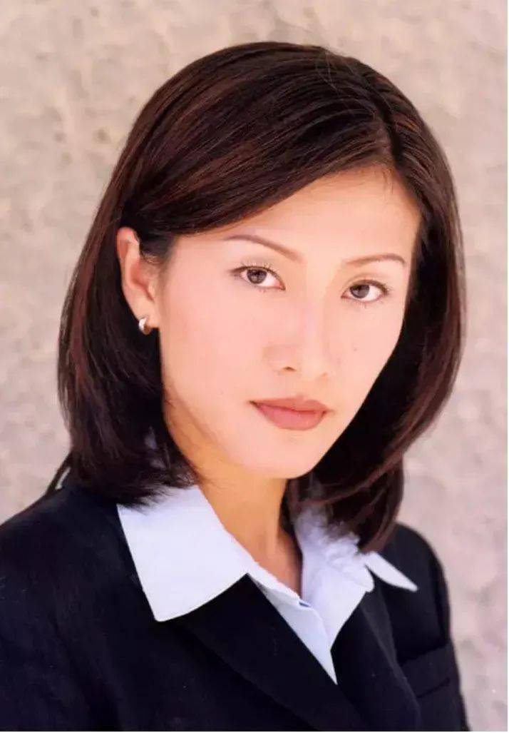 【bebetter1425 · tvb当家花旦退圈当老师:经历离婚