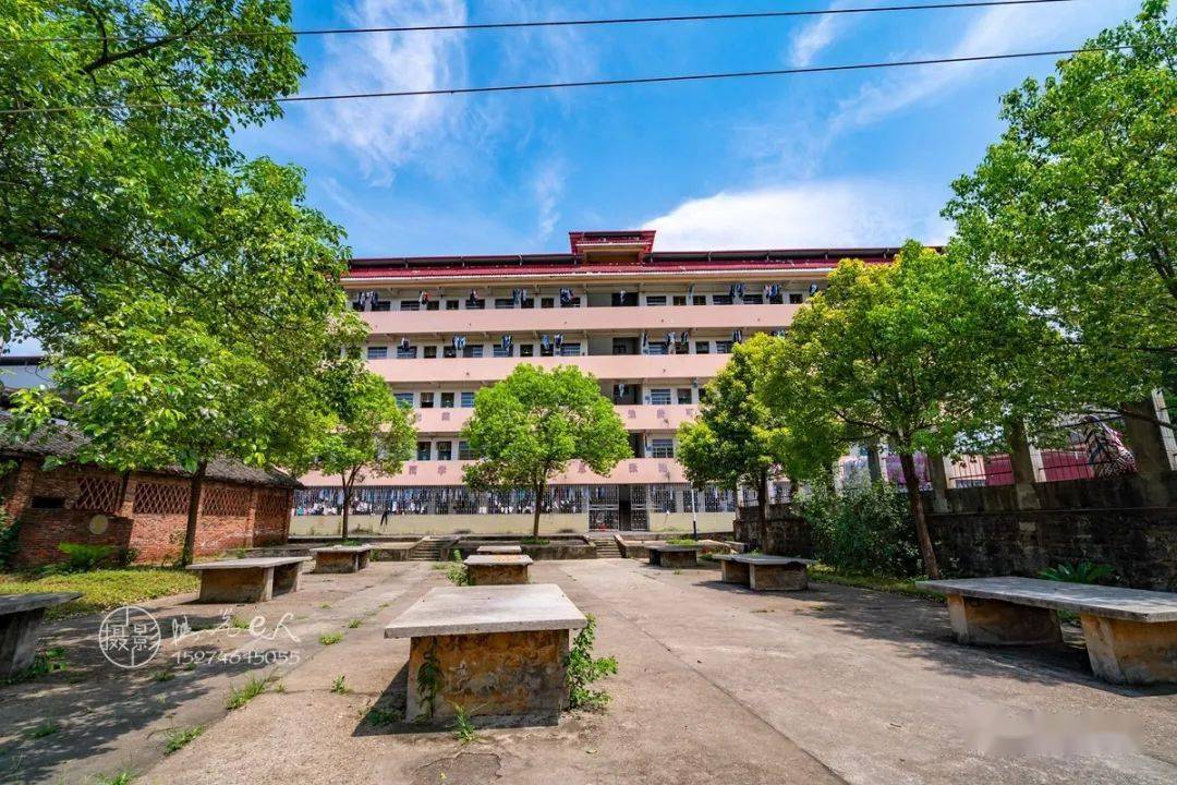 67航拍学校东安县耀祥中学照片视频跟14年前对比看有什么变化