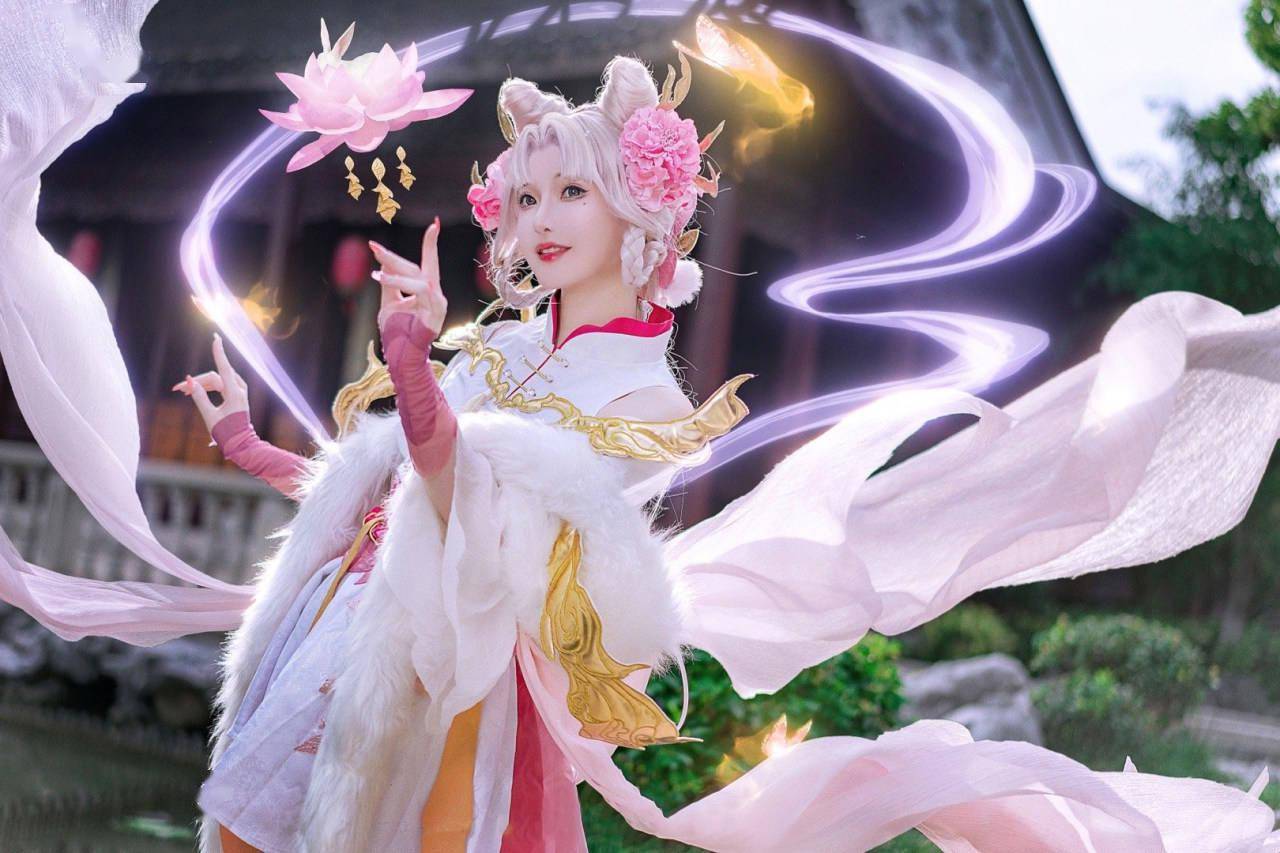王者荣耀嫦娥拒霜思cosplay