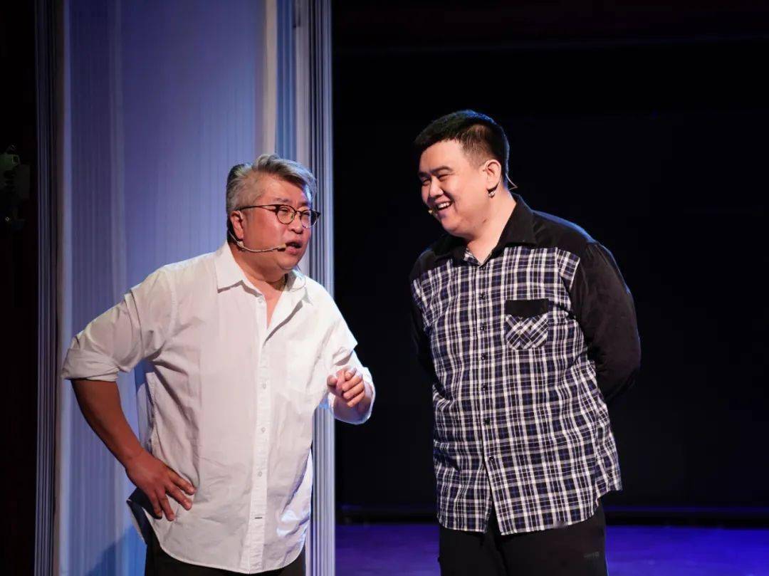 职人员名单,演出信息出品人:徐一尊编剧/导演:小柯制作人:谢秋副导演