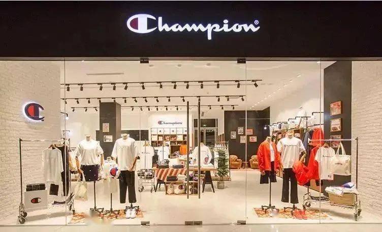 男女|夏天穿腻了T恤？Champion爆款Polo衫，明星人手一件，限时149元！快抢~