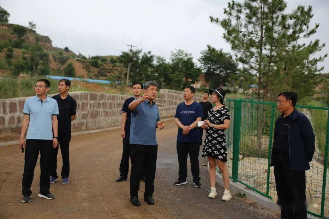静乐县县委书记王昕调研重大项目建设和疫苗接种推进情况