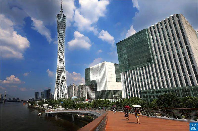 广州新添海心沙人行景观桥造价23亿游人需预约方可上桥游览