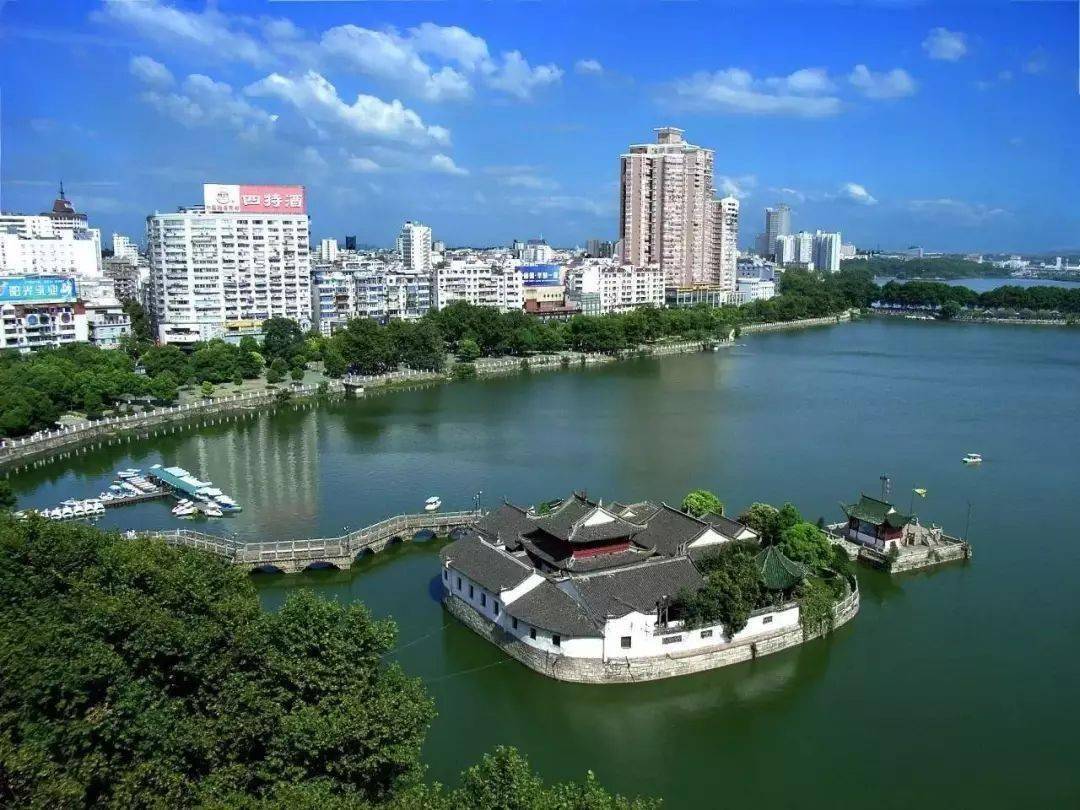 暑期十大避暑城市榜单出炉不过有些可能是坑