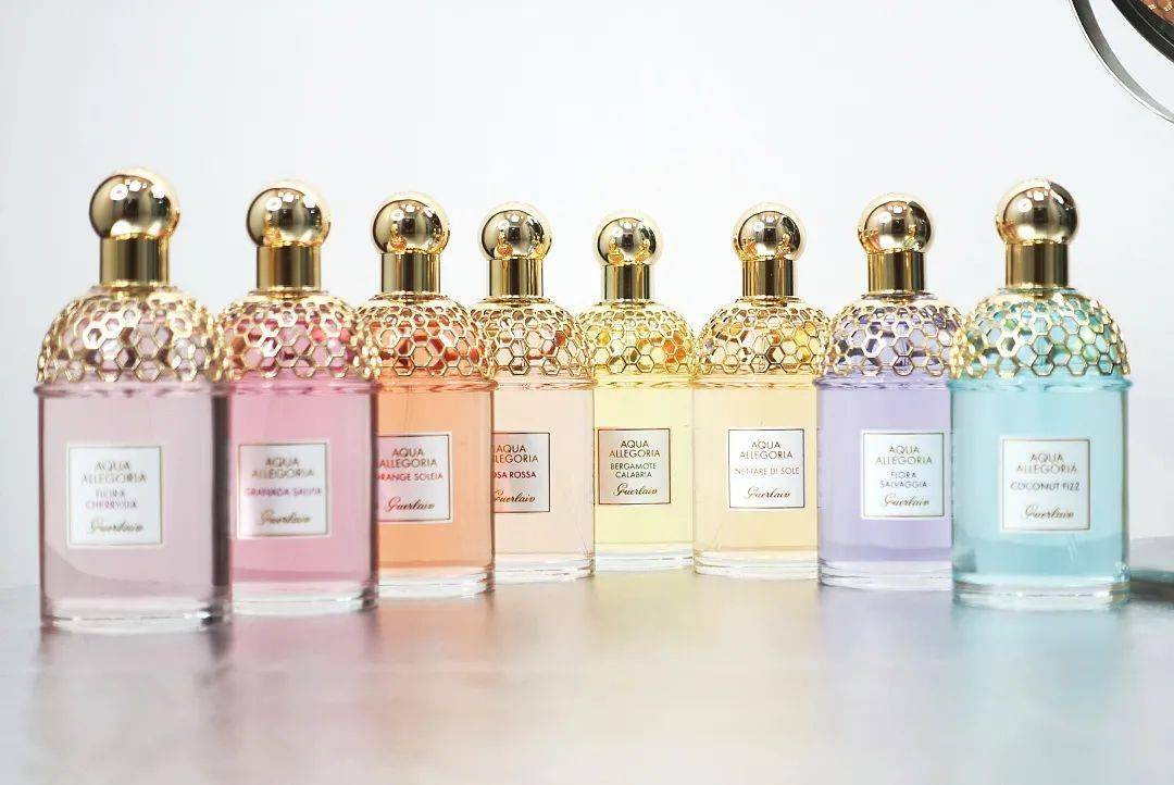 手指|开箱 | 今天就让你们知道三十多度的手指能开出多高分的箱