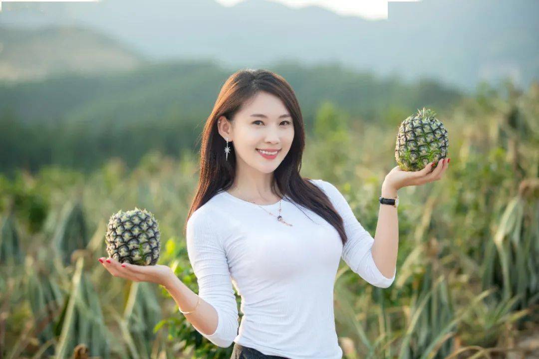 高山流水,这样仙境般长出的凤梨,应该有个"仙气"的ip,"凤梨仙子"的