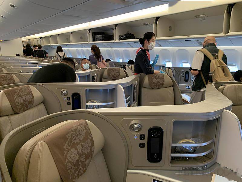 波音家族的颜值扛把子记录东航b777经济舱之旅体验相当完美