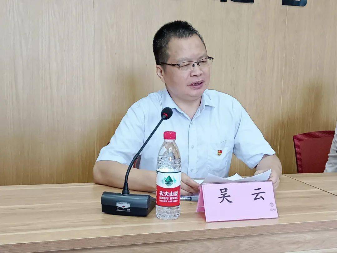 市委第三巡察组全体成员,江东街道党工委书记龚卫兵,党工委副书记