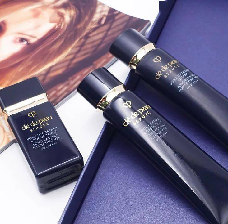 手指|开箱 | 今天就让你们知道三十多度的手指能开出多高分的箱