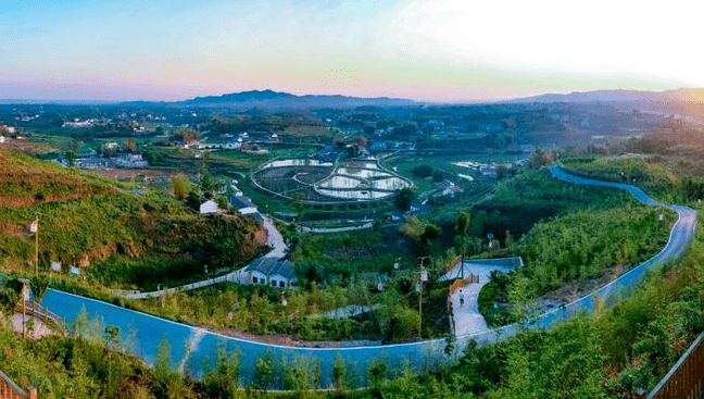 散文振兴腾飞的大庙村叶源洪