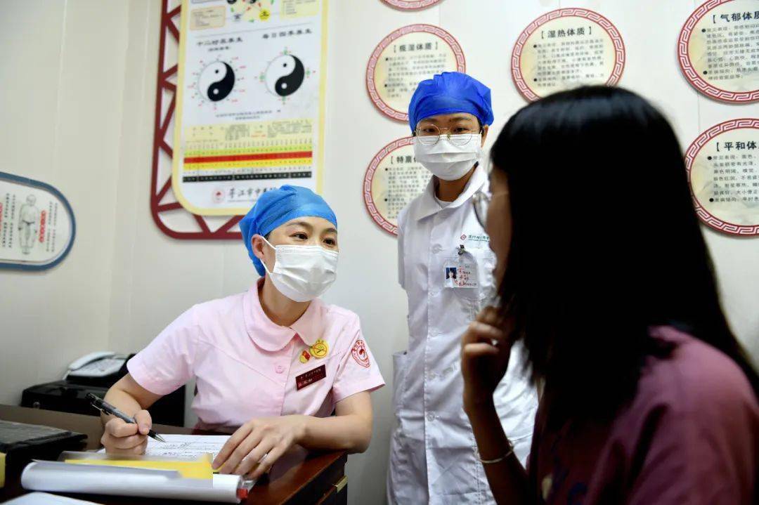 【策划】摄影师蹲点记录晋江市中医院中医护理门诊的高光时刻