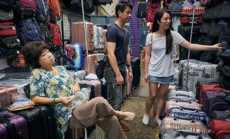 香港男演员廖启智遗作《女人街,再见了》定档,谱写感人父子情