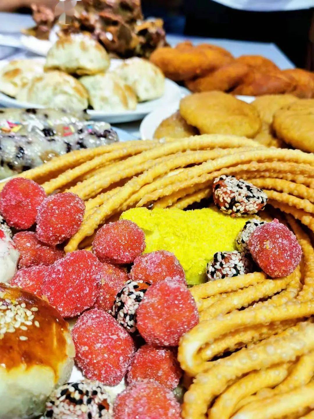 昌吉小吃街夜市究竟有什么魅力?