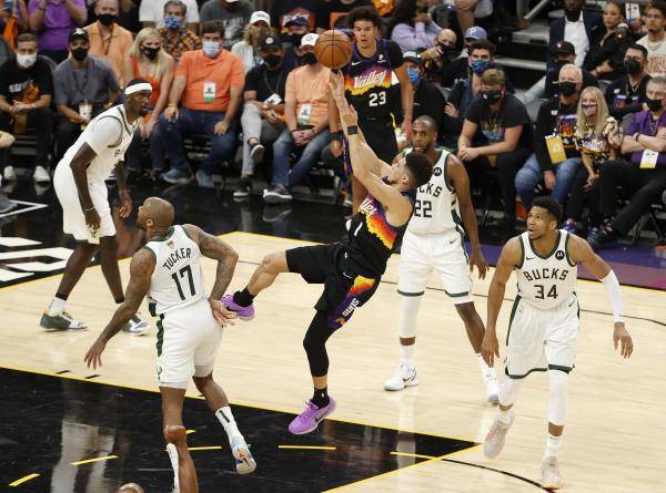 太阳|雄鹿123比119击败太阳，赢下NBA总决赛天王山之战