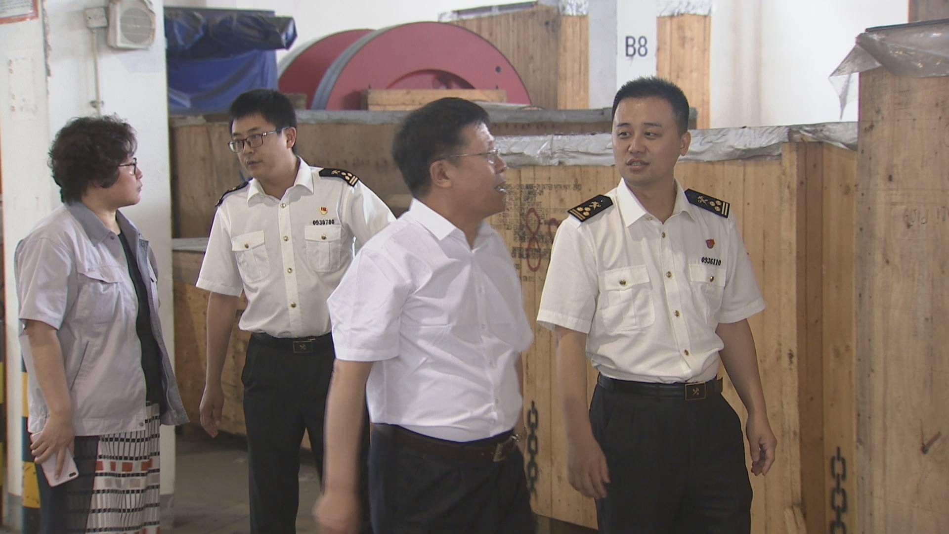 金普海关积极服务解决企业后顾之忧