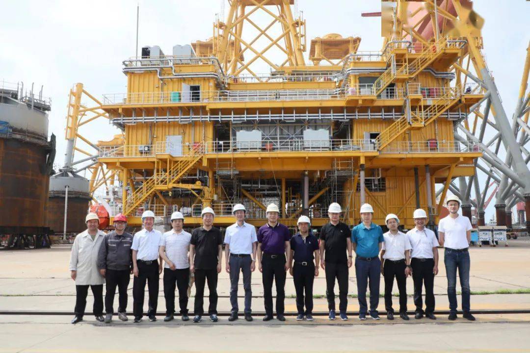 国家电投党组成员副总经理徐树彪一行赴山东半岛南3号海上风电项目