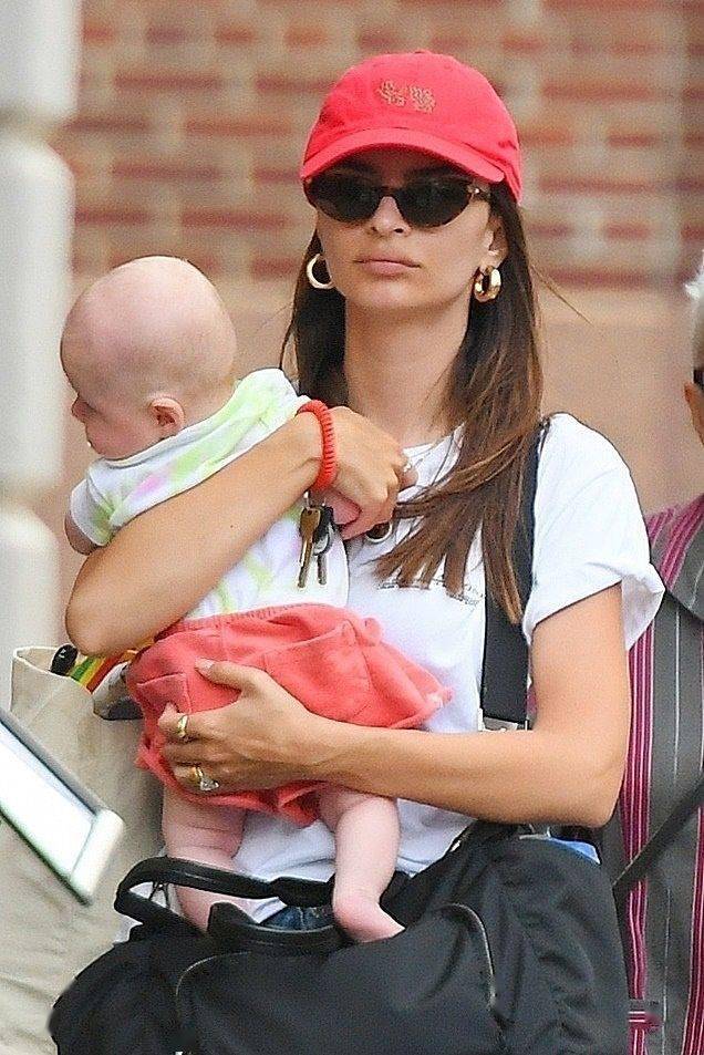 Emily|get欧阳娜娜同款小红帽 做运动休闲时髦精