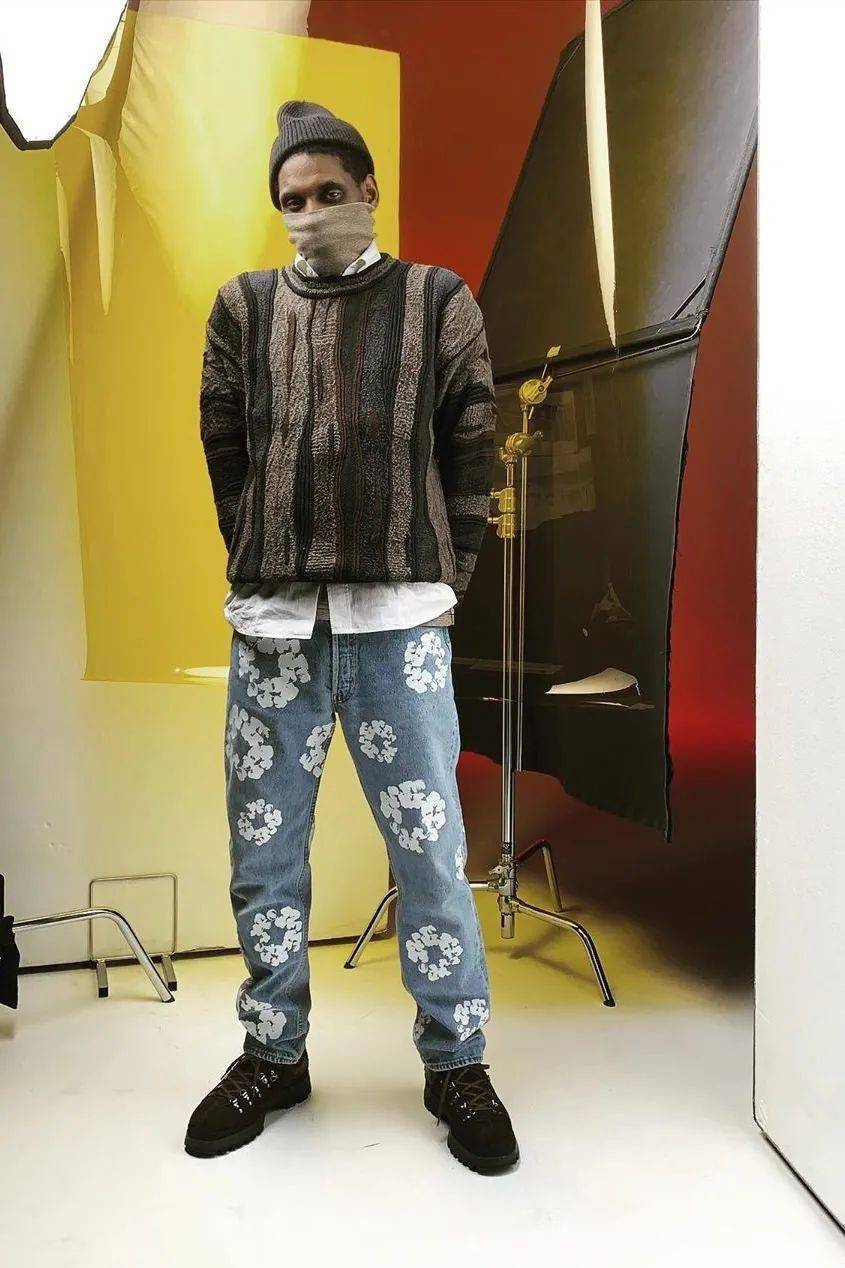Travis|泼墨 破坏 微喇，关于牛仔裤回潮，NIGO、TS 等人的不同喜好