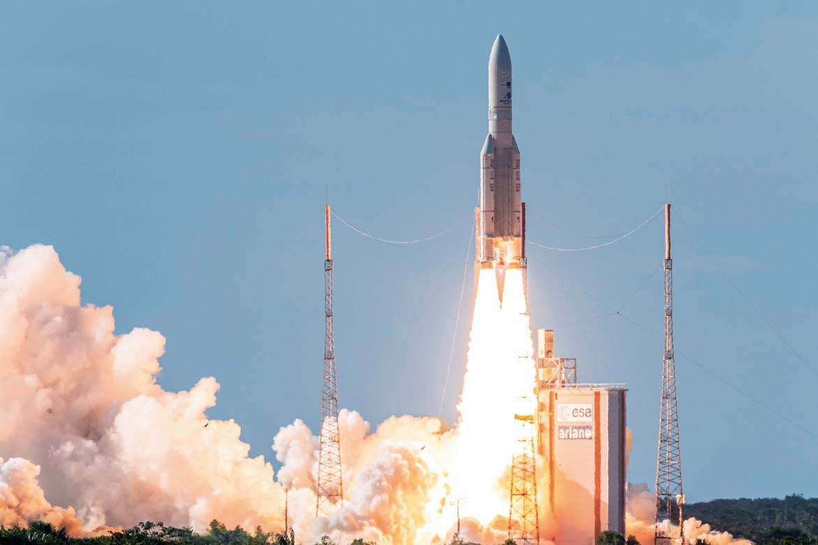 欧洲阿丽亚娜火箭发射升空伴随欧盟防务一体化的深入推进,北约框架下