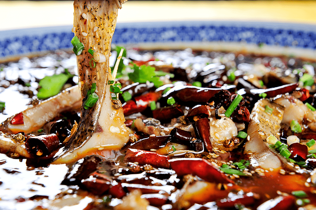 "来凤鱼"讲究不仅仅在调料