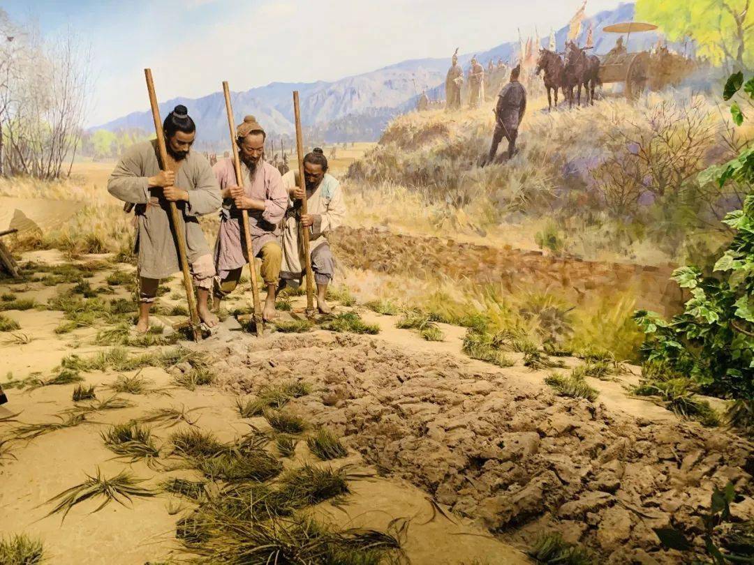 的中国农业历史,展示古代农业的"四大发明",近代农业的特点和发展脉络