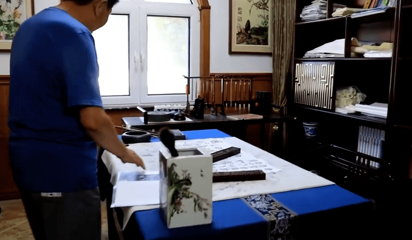 靠搓垃圾住上1300平“北京豪宅”？这位独居北京大爷，一出手让千万网友看红眼！