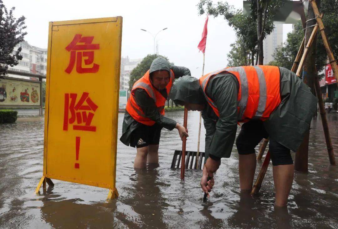 彻夜揪心！预警连发，应急响应Ⅰ级，河南暴雨救援持续中……