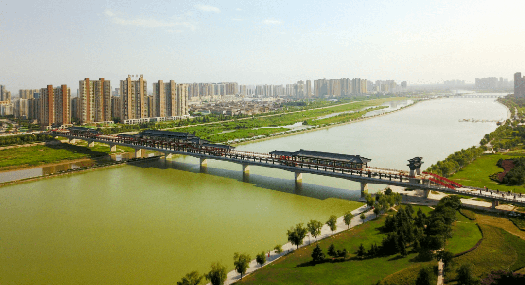 打卡古渡廊桥,赏景乘凉遛娃,走起~↓↓↓信息来源:咸阳湖景区返回搜狐