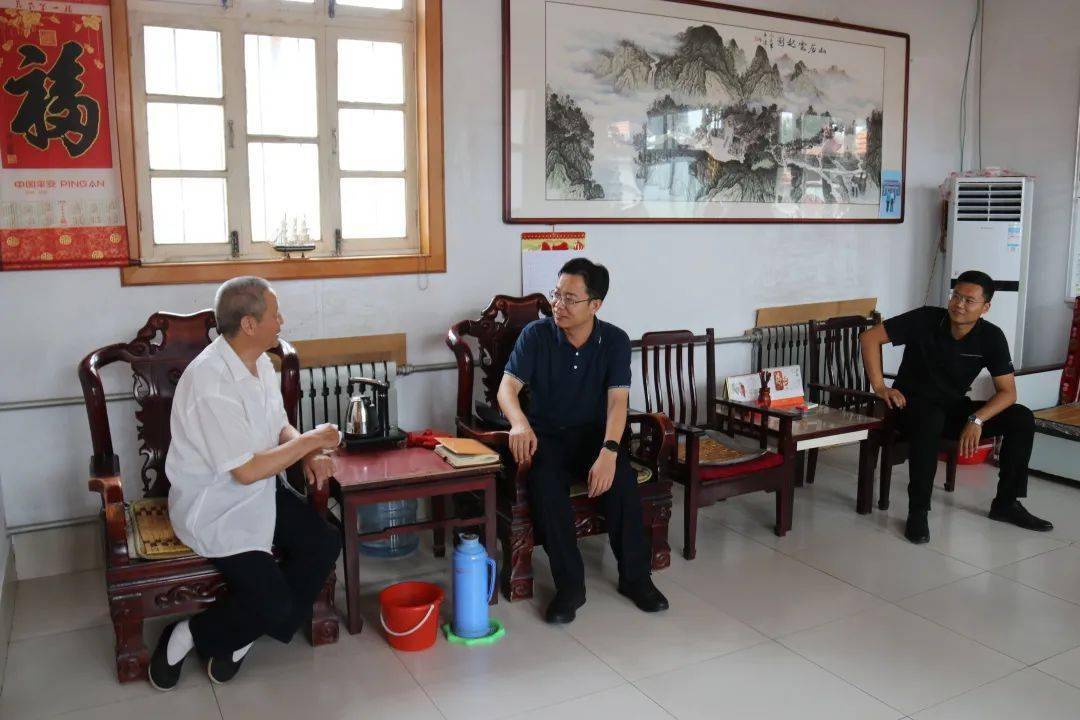 临朐县李飞雨图片