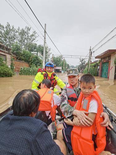 新乡长垣暴雨图片