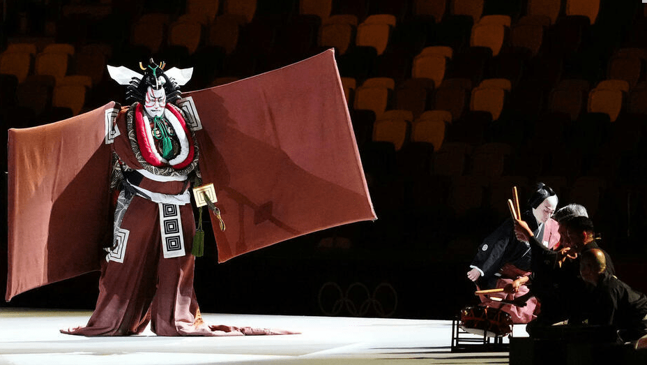 这个开幕式上的 鬼 居然穿着60公斤服装表演歌舞伎 市川