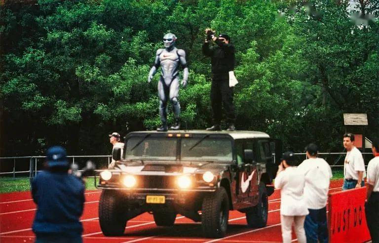 耐克|耐克首位「超级英雄」现身！压箱底的「王炸球鞋」下周即将登场！