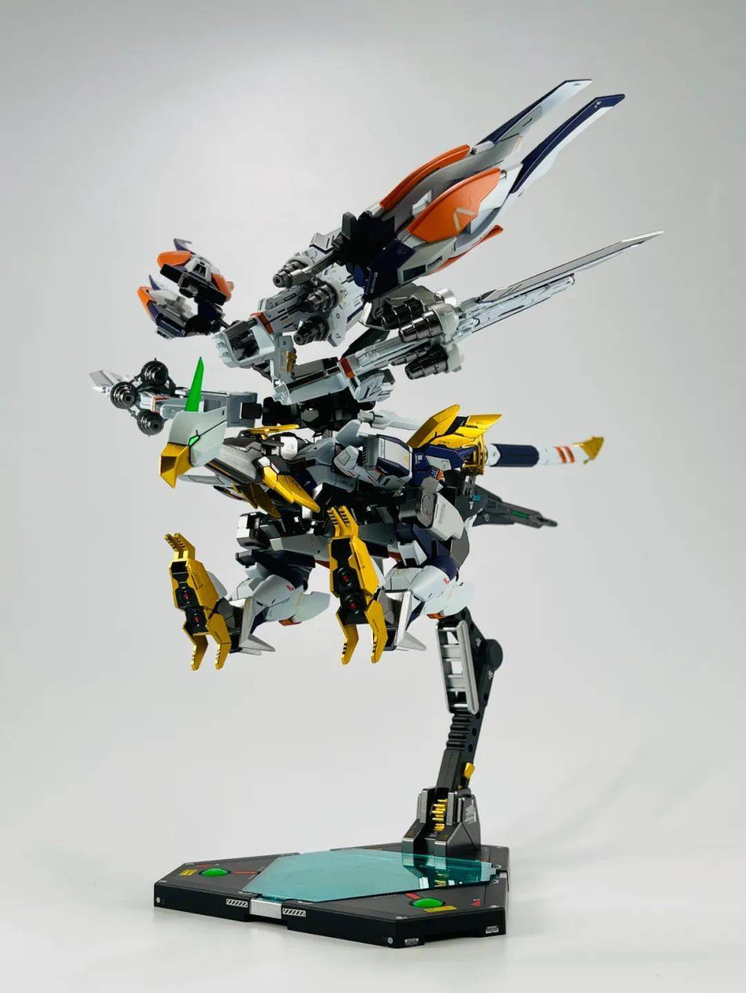 sting eagle核心高达+异端装甲大改造帅爆了